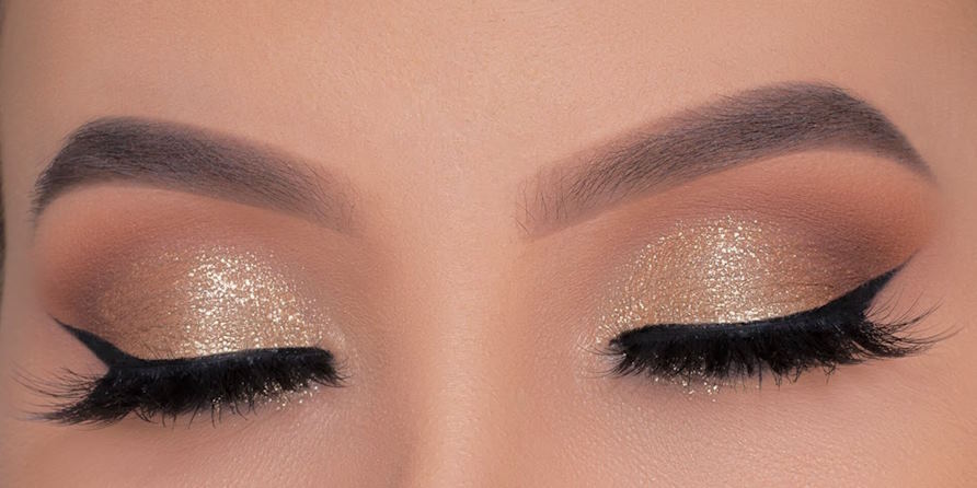 Effortless Elegance: 5 Stunning Eye Looks Using a Single Shade